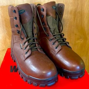 Men’s size 10.5 prairie trekker gortex thinsulate ultra wolverines